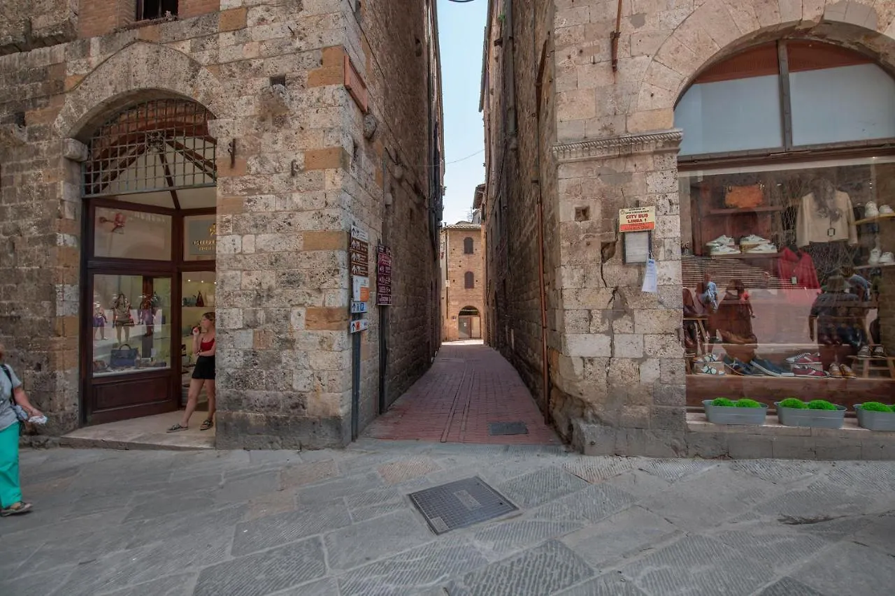 The Secret Nest In San Gimignano Διαμέρισμα